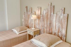 Ένα ή περισσότερα κρεβάτια σε δωμάτιο στο Gite neuf avec piscine Bio uv +13 φωτογραφίες