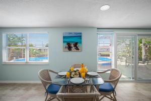 Fotografie z fotogalerie ubytování Great Hudson House - Cozy Canalfront Getaway v destinaci Hudson