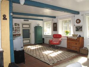 Gallery image of Romantic thatched roof house in Schnarup-Thumby