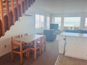 Fotografie z fotogalerie ubytování Eastside Duplex v destinaci Holden Beach