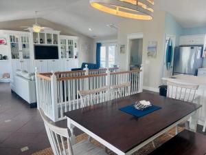 Η κουζίνα ή μικρή κουζίνα στο 218 Brunswick home