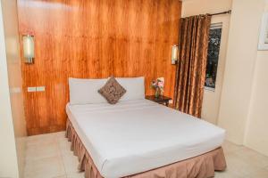 Katil atau katil-katil dalam bilik di Viewpark Hotel Tagaytay