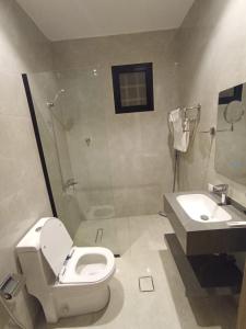 Billede fra billedgalleriet på شقق الأول للشقق المخدومة i Quai