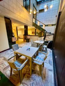 Istumisnurk majutusasutuses Hotel Pereira Central