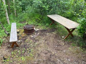 Photo de la galerie de l'établissement Bass Farm Twin Lakes Couples Dry Cabin, à Wasilla