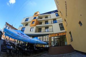 Budova, kde se hotel nachází