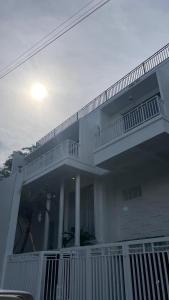 Balkón nebo terasa v ubytování Nukumari villa & Homestay