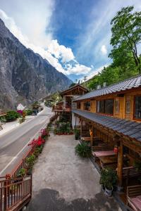 山景或在旅馆看到的山景