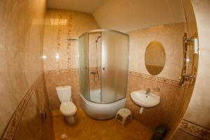 Koupelna v ubytování Готель Цісар + 37 fotografií