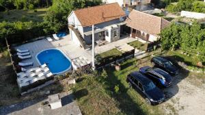 Bazén v ubytování Forest Queen - Village holiday home nebo v jeho okolí