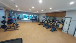 Фитнес-центр и/или тренажеры в Tagaytay 5 star Lake view 11th flr +Xbox + Netflix