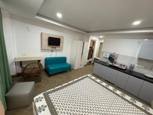 Kuchyň nebo kuchyňský kout v ubytování Kellys apartment