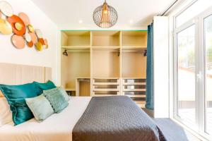 Postel nebo postele na pokoji v ubytování Cozy Nest