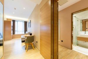 Koupelna v ubytování Bridal Tea House Hotel-Free Shuttle Bus for Canton Fair