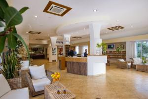 Vstupní hala nebo recepce v ubytování Joli Park Hotel - Caroli Hotels + 37 fotografií