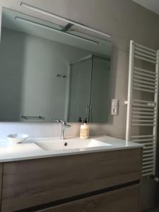 Ένα μπάνιο στο Casa de Paquita