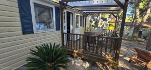 Gallery image of Vomer Beachside Unit in Pakoštane