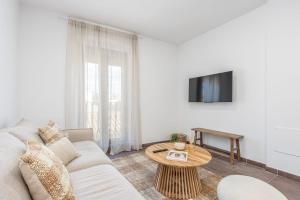 Μια τηλεόραση ή/και κέντρο ψυχαγωγίας στο Milenial Immo VT3-2 Figueres Dalí Museum and Rambla