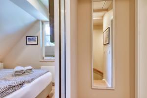 Ένα μπάνιο στο Ferienhaus Boddenbrise 13 Feriendorf Klein Stresow Rügen by ruyastay +9 φωτογραφίες