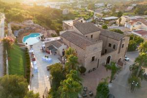 Bazén v ubytování Villa Vittoria Hotel nebo v jeho okolí