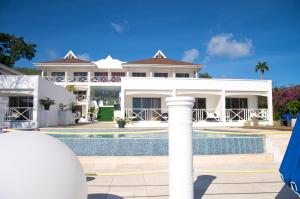 Piscina di Bacolet Beach Club o nelle vicinanze