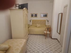 Uma área de estar em Hotel La Perla