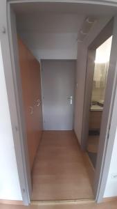 Mynd úr myndasafni af Barbara's Zimmer im Zentrum í Velden am Wörthersee