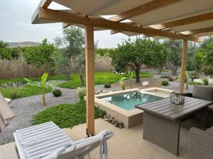 Bazén v ubytování Nafplio Lodge nebo v jeho okolí