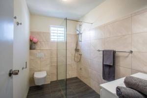 Fotografie z fotogalerie ubytování Beautiful & Spacious Villa with view in Jan Thiel v destinaci Jan Thiel