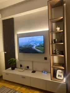 TV a/nebo společenská místnost v ubytování Apartman Filip2