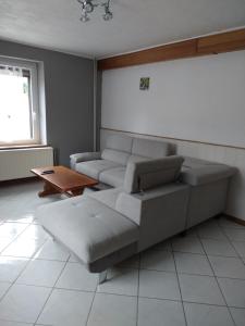 Posedenie v ubytovaní gite chez Maise