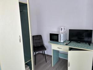 A kitchen or kitchenette at Guest House Pomorie