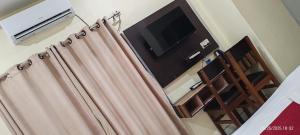 TV a/nebo společenská místnost v ubytování HOTEL SUN STAR INTERNATIONAL Pvt Ltd