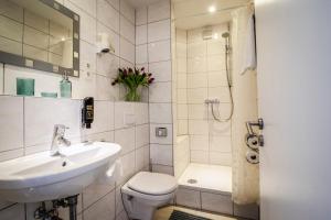Um banheiro em Villa ENTO HotelWestEnd