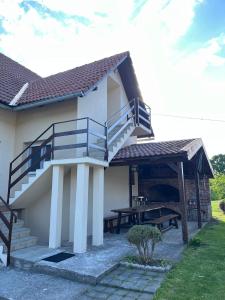 Budova, kde se apartmán nachází