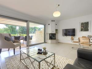 TV/trung tâm giải trí tại House Krnic 2