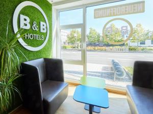 Posezení v ubytování B&B Hotel Aschaffenburg