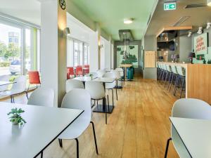 Posezení v ubytování B&B Hotel Aschaffenburg