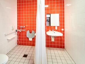 Koupelna v ubytování B&B Hotel Aschaffenburg