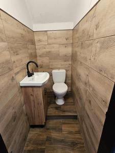 Koupelna v ubytování Apartmány ŠTĚSTÍ