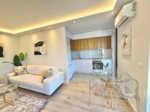 Galería fotográfica de Durres Currila Beach RESORT White Hill en Durrës