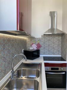 A kitchen or kitchenette at Villa Maria