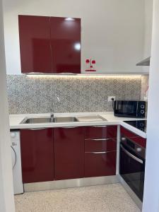 A kitchen or kitchenette at Villa Maria