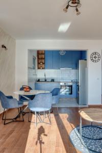 Kuchyň nebo kuchyňský kout v ubytování Seabreeze Rafailovici + 14 fotografií