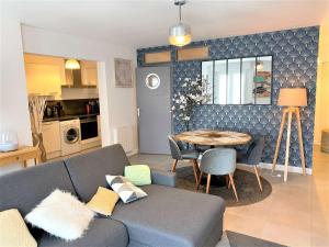 Khu vực ghế ngồi tại Bel appartement avec WIFI à 200m plage, au centre de TREGASTEL - Réf 702 +15 ảnh