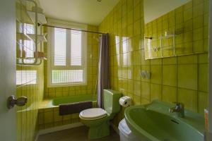 Kúpeľňa v ubytovaní H.A.N.D Surf Hostel