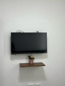 TV a/nebo společenská místnost v ubytování Pyramids Home Guest House + 14 fotografií