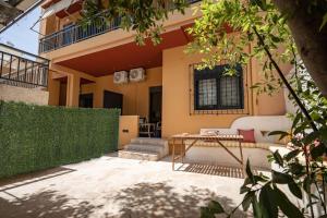 Μπαλκόνι ή βεράντα στο Cute apartment with jacuzzi