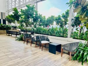 Κήπος έξω από το Infinitum suites at colony KLCC