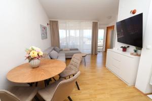TV a/nebo společenská místnost v ubytování Mamma Mia Apartments